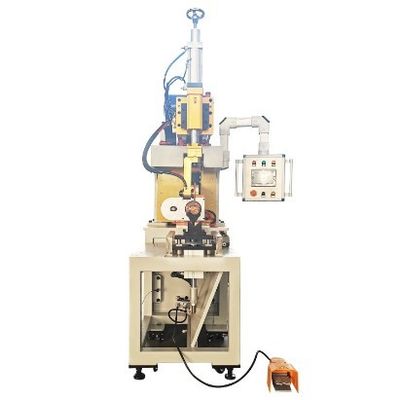 PLC کنترل دستگاه جوشکاری خیاط را با محدوده اندازه 300-900 میلی متر و ظرفیت نامی 50 KVA کنترل می کند.